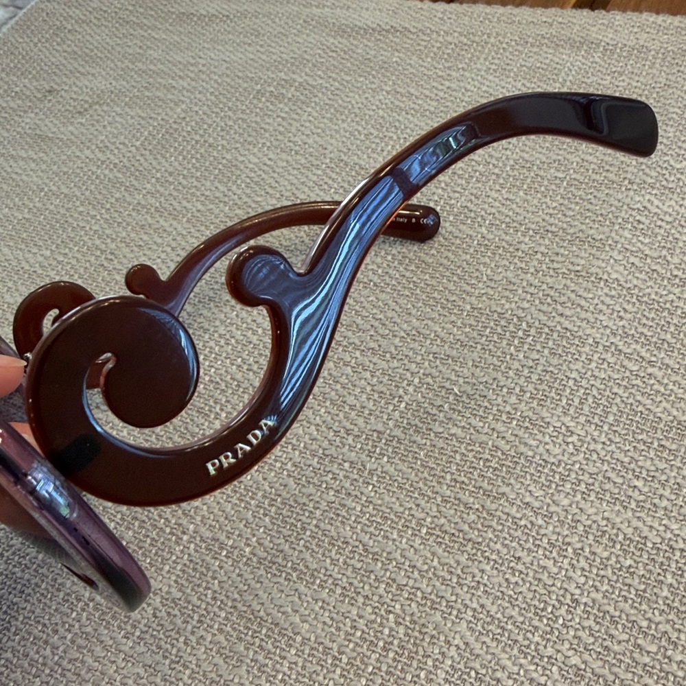 Authentic Prada Mauve Sunglasses with case - Picture 8 of 12